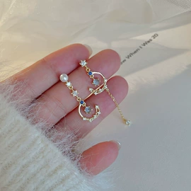 耳钉;戒指;项链