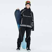 ��ѩ��Ů���b�п��������L��ˮ��ů�Ӻ��¿�ΰ��p�廬ѩ��ѝ