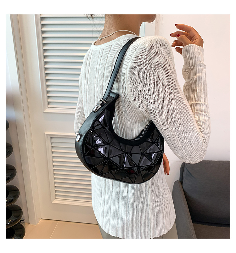 Geometric Armpit Bag For Women Versatile Trendy Shoulder Handbag_voghion.com