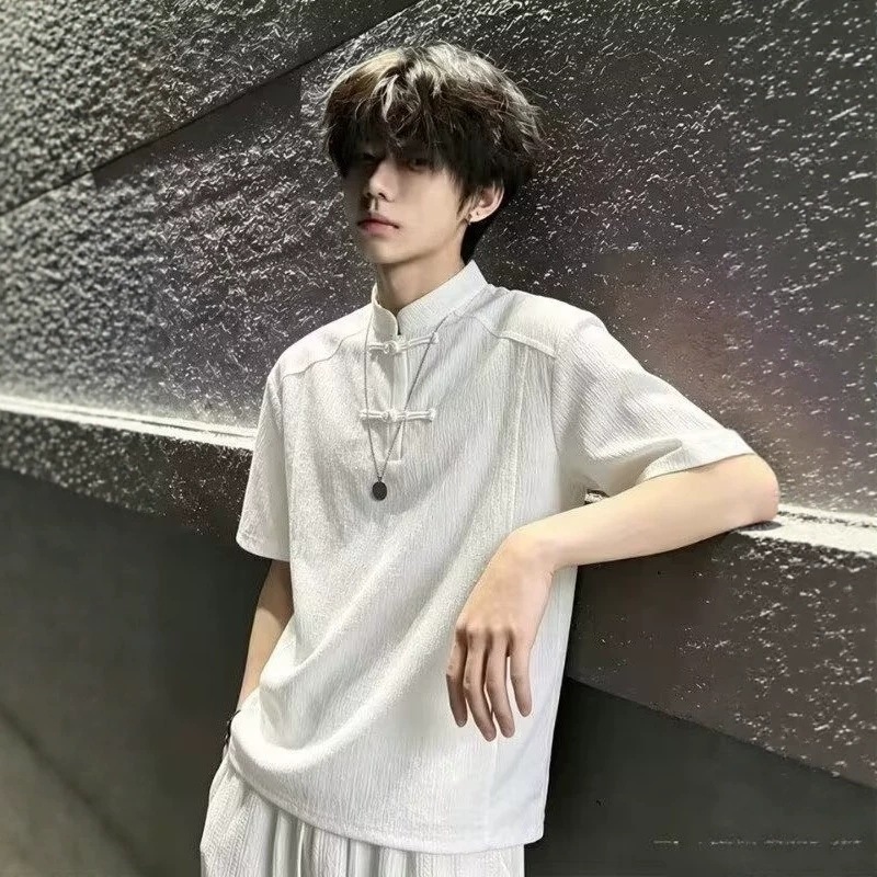 Fábrica transfronteriza venta al por mayor directa de verano para hombres China ventana cuello vertical camiseta de moda suelta camiseta de hombre