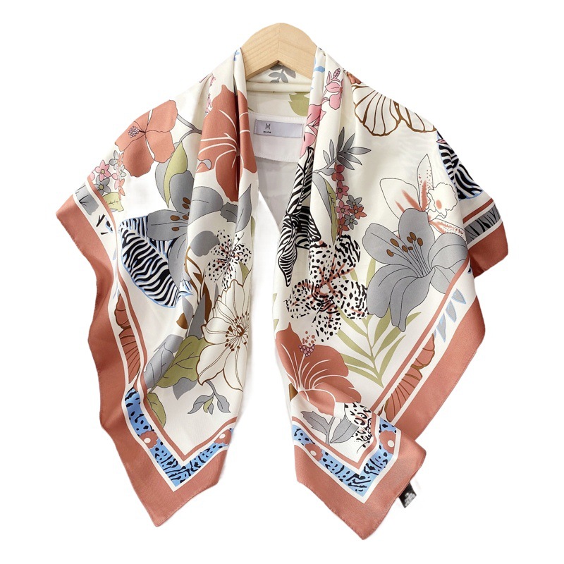 Bufanda de seda dulce japonesa y coreana, novedad de verano, bufanda decorativa multifuncional para mujer, bufanda cuadrada grande con flores de sarga 90 al por mayor