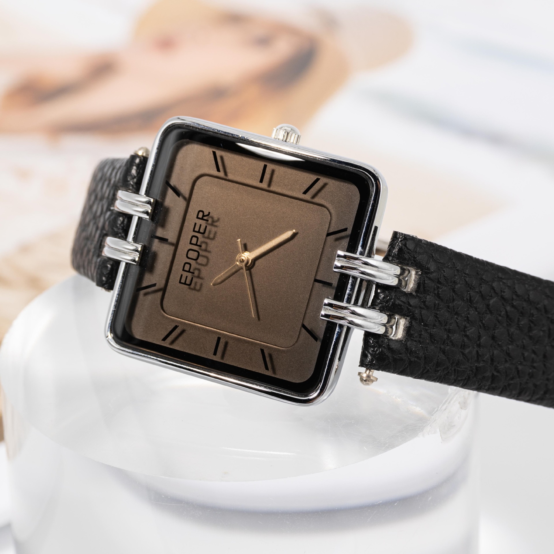 Fashionable Light Luxury Niche Square Dial Women's Watch High-Value Waterproof Simple Casual Elegant Couple's Watch