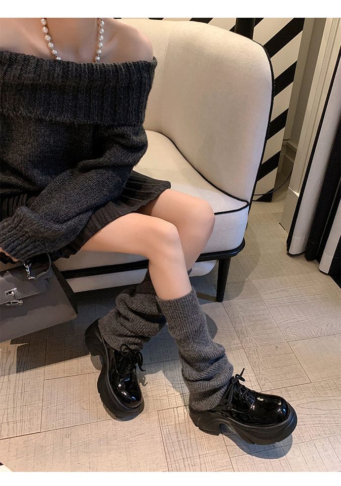 Giày lười nữ đế xuồng Yichuan tăng chiều cao 9 cm, phong cách platform mũi to — đen (da sáng chế), Màu đen (da bò mờ) chi tiết 16