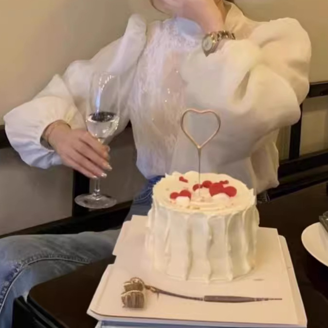 2024 early spring Korean style ribbon lace sequins stitching design loose slimming temperament bottoming top