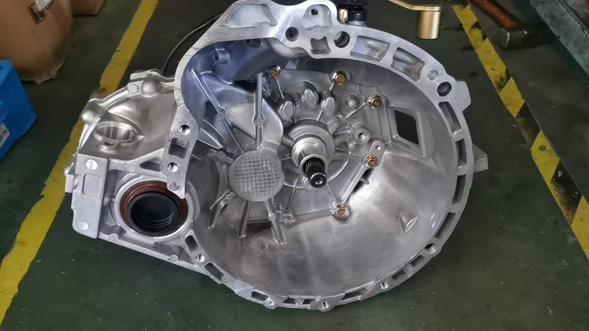 High-Quality Brand New Lifan 1.6 Gearbox Lf481Q11700000B1 Suitable for Lifan 620