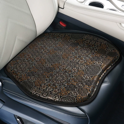 Multi-function pad for All Seasons, Self-Driving Taxi