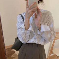 高级感棉竖条纹衬衫女秋打底小众设计别致轻熟风百搭法式叠穿上衣