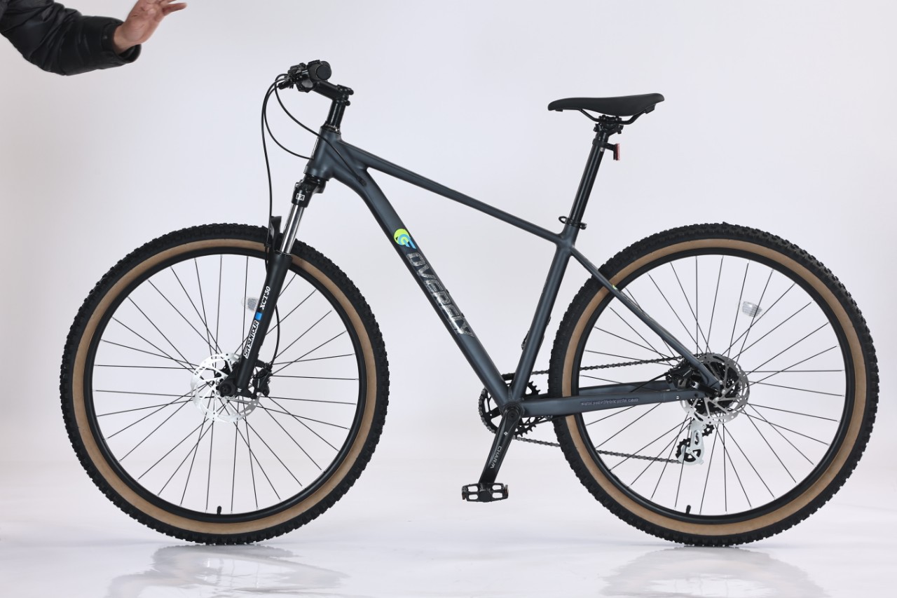 山地车29寸自行车铝合金车公路户外野外骑行成人变速减震变速单车