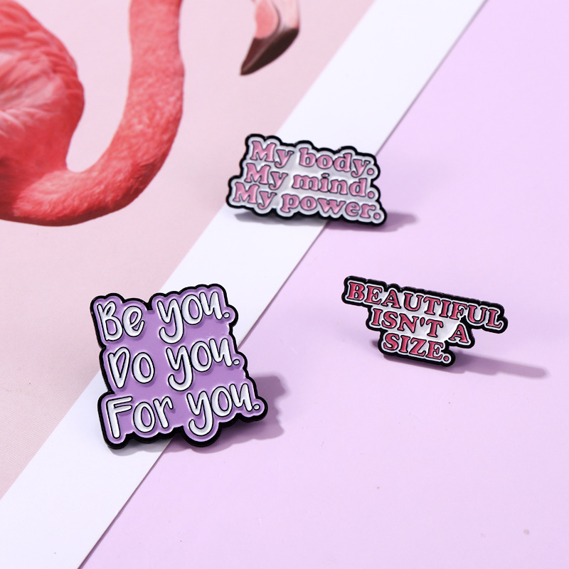6g Weight Brooches Classification Casual, Daily Occasion Alloy Material Human Face, Letter, Heart Shape Pattern All Seasons Season Unisex Gender Stoving Varnish Design Simple Style Style Simple Style Pin Human Face Letter Heart Shape Alloy Stoving Varnish Unisex Brooches 7