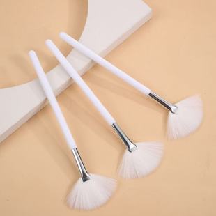 New Cross-Border Small Fan-Shaped Highlighter Brush Fiber Hair Mask Fruit Acid Brush Soft Hair Powder Brush Brightening Brush Foaming Brush
