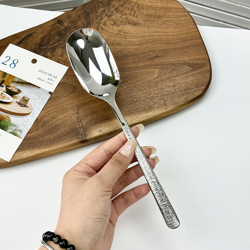 18 / 10 acero inoxidable cucharas de mango cucharas de comida occidental cucharas cucharas de comida de alta calidad cucharas de comida cucharas