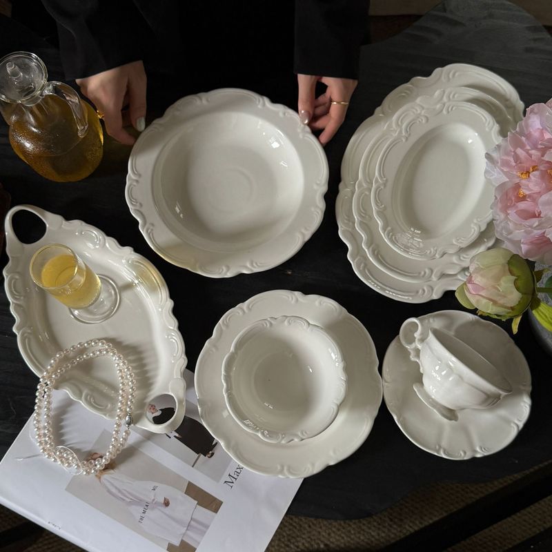 フランス中世スタイルの古典的な重工業レリーフセラミック洋食プレートデザートプレートシリーズ卸売|undefined