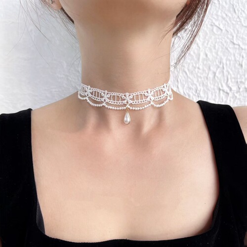 Velvet Necklace Gothic Lolita Choker Neck Chain Collar European and American Style Lace Vintage Jewelry for Women