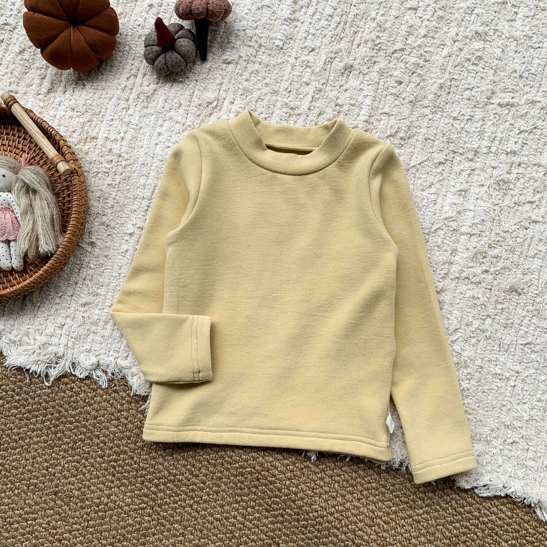 Sugar Pear ropa infantil camiseta de base de niña 2025 ropa de invierno de cuello medio alto para niños camiseta de manga larga con ropa de bebé abrigo de otoño