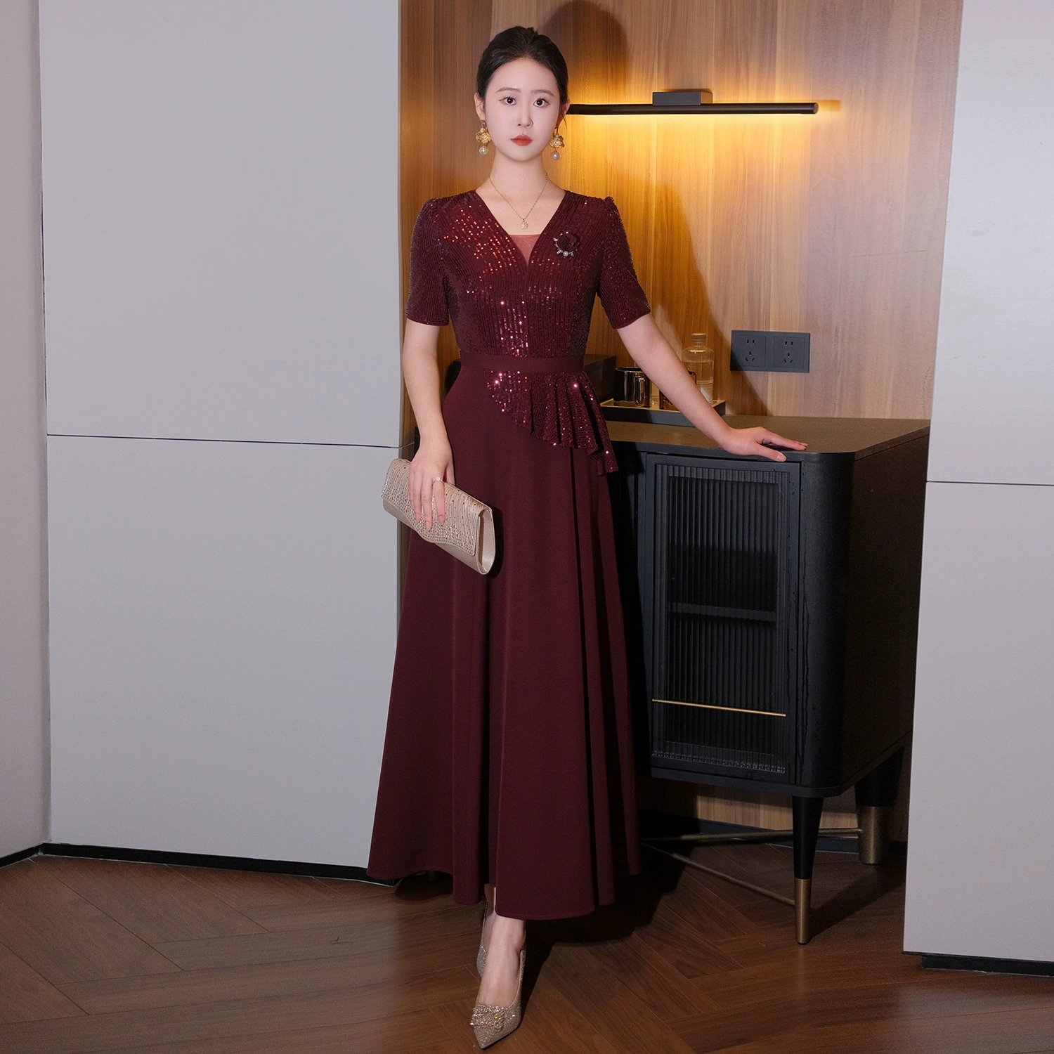 Мода 2025 Новый летний стиль дамы темперамент женский коллаж длинное платье старое платье растение