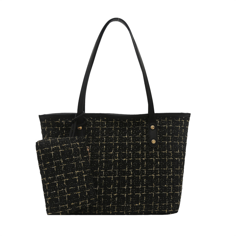 Bolso de mujer de moda de temperamento a cuadros de gran capacidad literaria 2025 primavera nuevo estilo coreano bolso de hombro de estilo occidental bolso de axila de moda