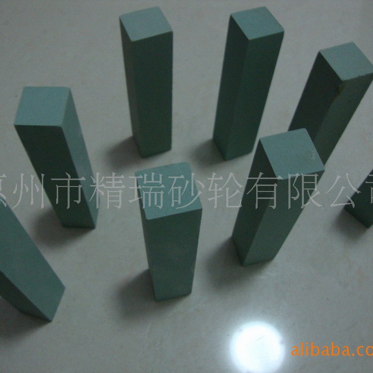 高品质绿碳化硅油石，黑碳化硅油石，铬刚玉油石，做各种油石