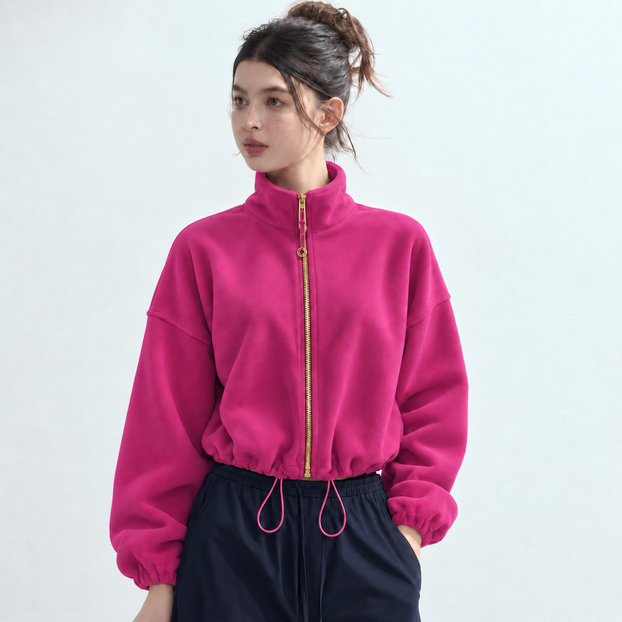 European and American style zip-up stand-collar short jacket, loose-fitting, slimming, casual, versatile, sporty, and trendy top for women, perfect for autumn and winter