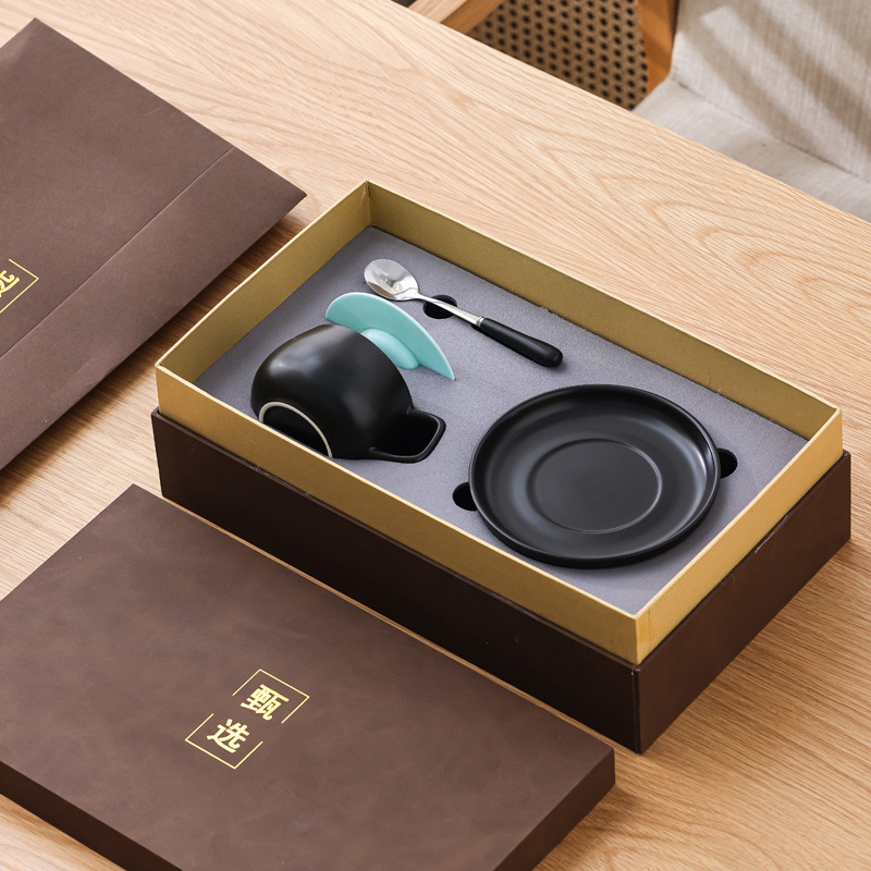 Taza de café en forma de tambor original Taza de moda retro Taza de agua Taza con platillo Cuchara Juego de caja de regalo al por mayor