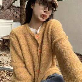 2026秋季新款针织开衫女感小众甜美外搭上衣慵懒复古毛衣女装