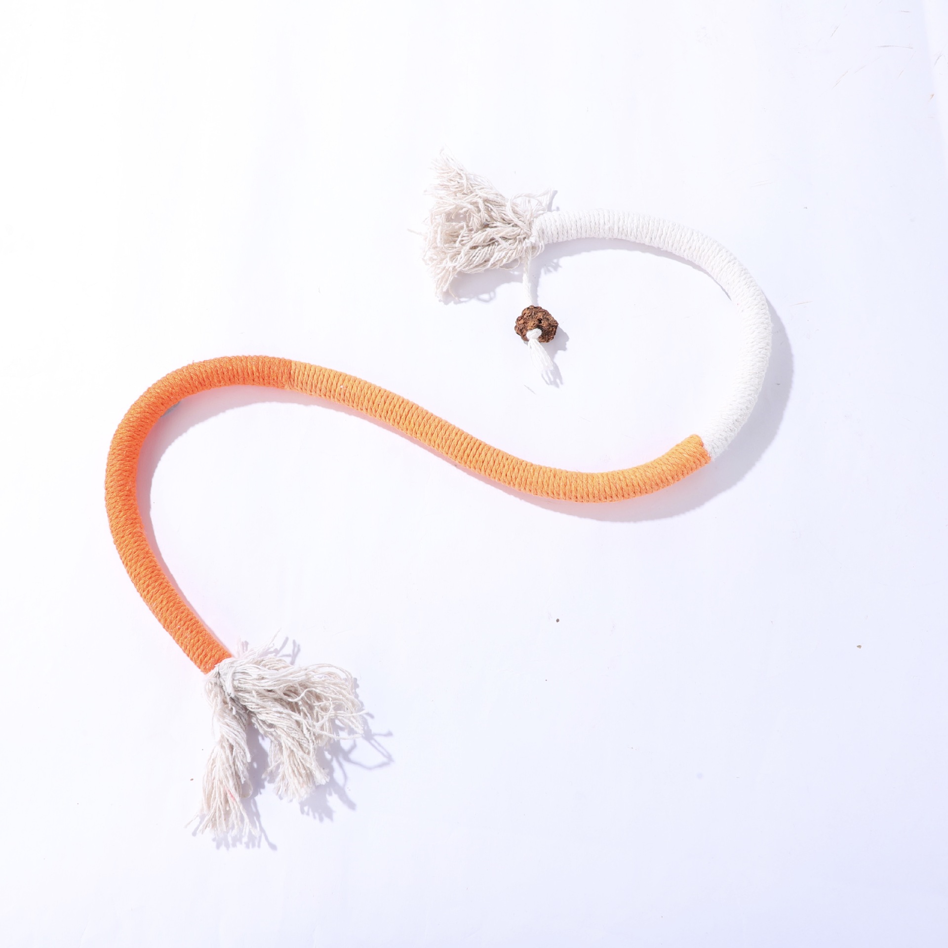 Nuevo juguete transfronterizo para gatos, gato muerde la cuerda, agalla de gusano, palo de dientes de fruta, alivia el aburrimiento, juguete de cuerda de algodón
