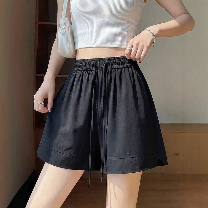 Black Shorts for Women, Summer Thin Style, 2026 New Model, Very Stylish for Petite Figures, Casual Loose Wide-Leg Mid-Length Pants