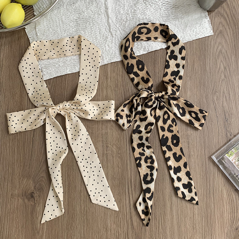 Bufanda de seda, banda larga, sentido avanzado, verano nuevo estilo, cinta de lunares, cinta para el cabello, seda de imitación impresa, bufanda de esquina afilada, cinturón decorativo