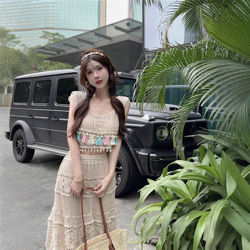 2025 New Heavy Industry Slimming A-line Large Swing Elastic Waist Hiding Fat Cashmere Crochet Hollow-out Long Dress Set for Women