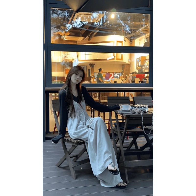 2025夏天巨好看的套装女 洋气别致背带裤内搭V领薄款防晒长袖上衣|undefined