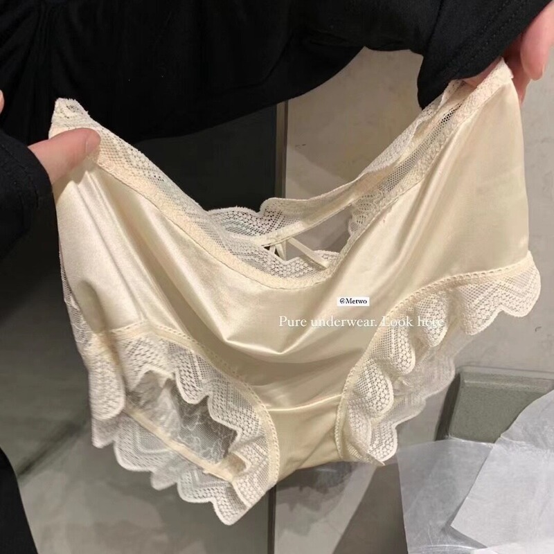 Metwo Tencel Daughter's Underwear Silks and Satins Comfortable and Breathable Large Size High Elastic Comfortable Girl's Briefs Slimming Look Metwo Tencel Daughter's Underwear Silks and Satins Comfortable and Breathable Large Size High Elastic Comfortable Girl's Briefs Slimming Look