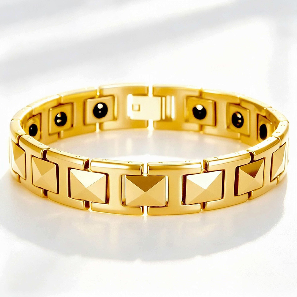 Pulseras para hombre europeas y americanas, nuevos modelos en stock, venta al por mayor, pulsera magnética de cerámica grabada en oro de 12 mm de precisión. image 1