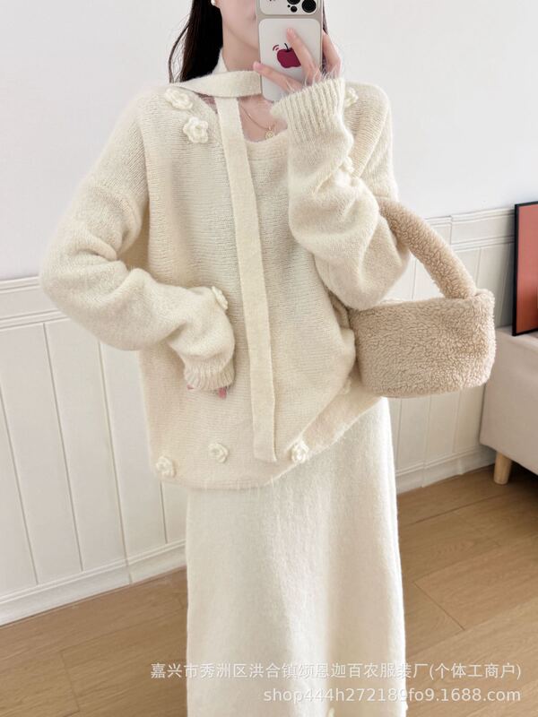 3D floral V-neck knitted sweater and long dress set, soft and comfortable, new autumn/winter style, this year's popular halter top