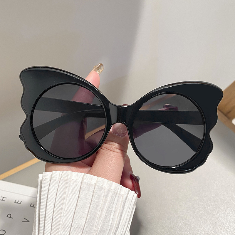 Caja grande en forma de mariposa Gafas de sol vintage modernas Gafas de sol punk de moda europea y americana