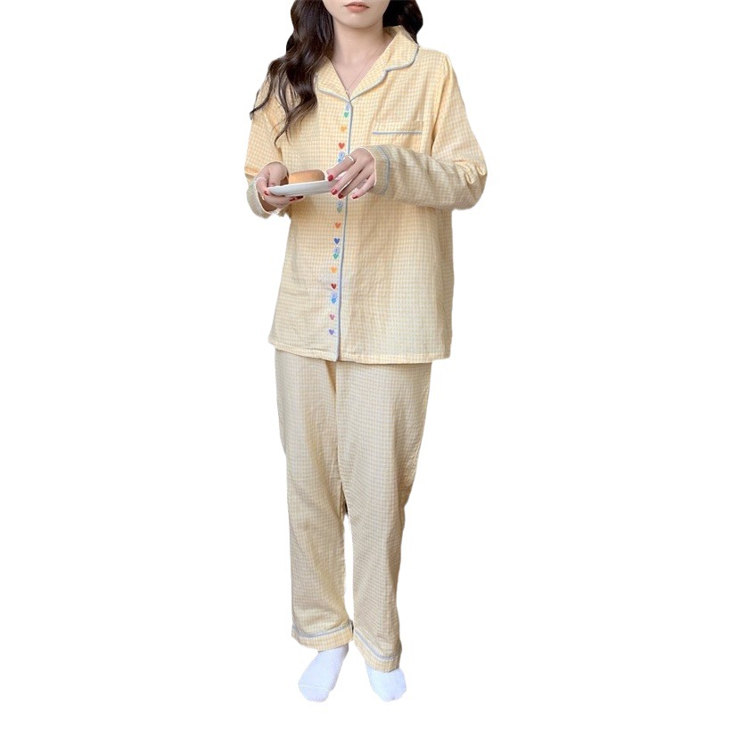 Primavera y otoño nuevos pijamas pantalones de manga larga de las mujeres amarillo Plaid rayas amor patrón bordado hogar cómodo Pijamas