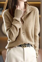 驼色针织外套女装秋春夏保暖外穿韩版新款设计感小众立领开衫毛衣