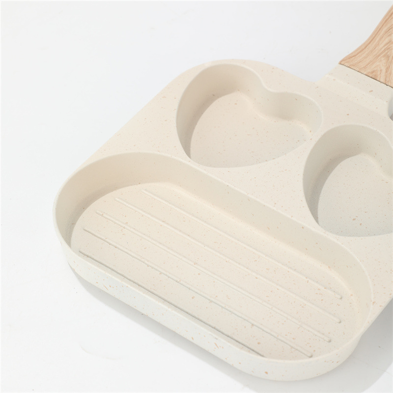 Ventas transfronterizas de amor de tres agujeros pan de desayuno casero frito huevo asado hamburguesas molde creativo de aluminio sartén al por mayor