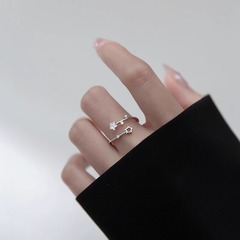 Diamond-studded pentagonal star ring, 2023 new trendy niche design with a sense of elegance, index finger opening ring, adjustable size