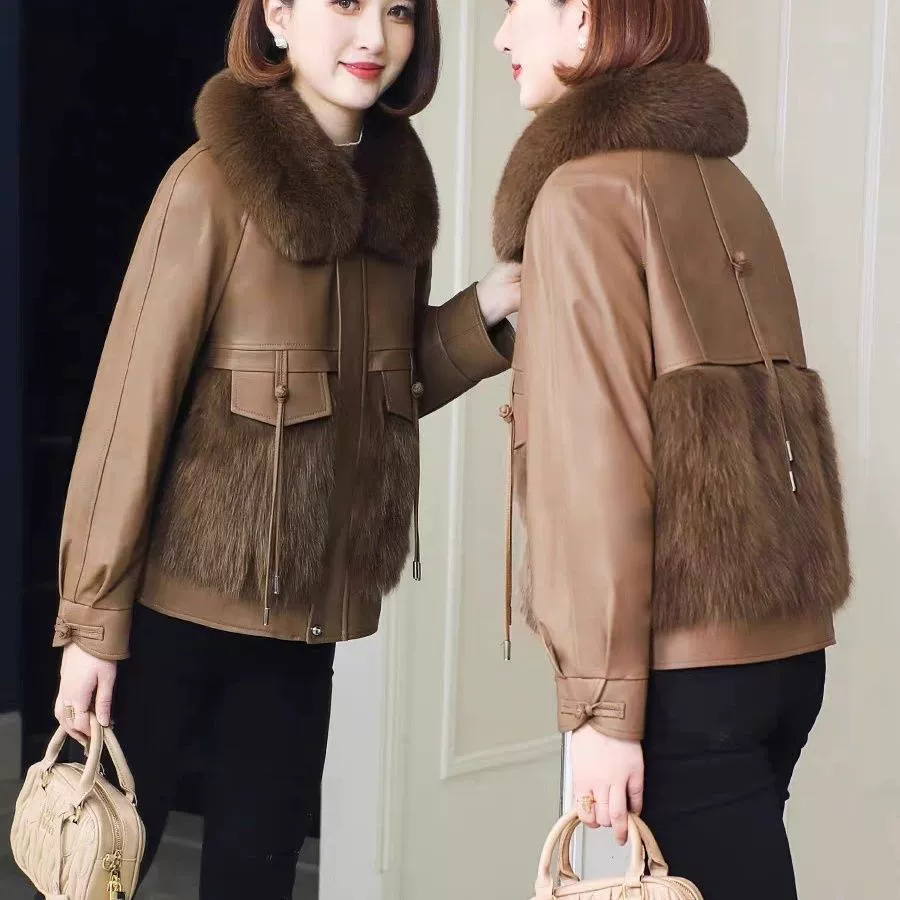Demi-season lightweight short jacket with down