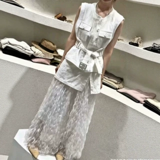 26075新大爱美依缘2026夏季新款法式休闲收腰马甲网纱半身裙洋气