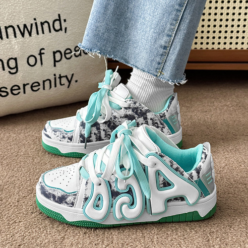 Original ins design high street bread shoes for men and women, thick-soled versatile men's shoes, casual shoes, hip-hop couple skateboard shoes