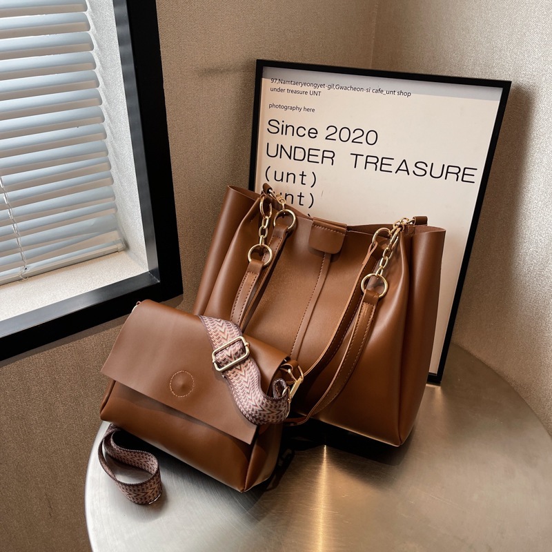Nuevo bolso femenino 2023 nuevo estilo de gran capacidad moda estilo occidental bolso de madre textura viajero bolso de hombro retro image 8