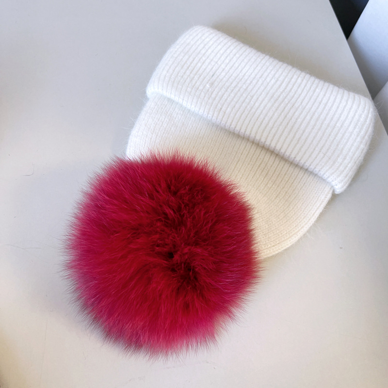 Women's Sweet Simple Style Color Block Pom Poms Eaveless Wool Cap display picture 17