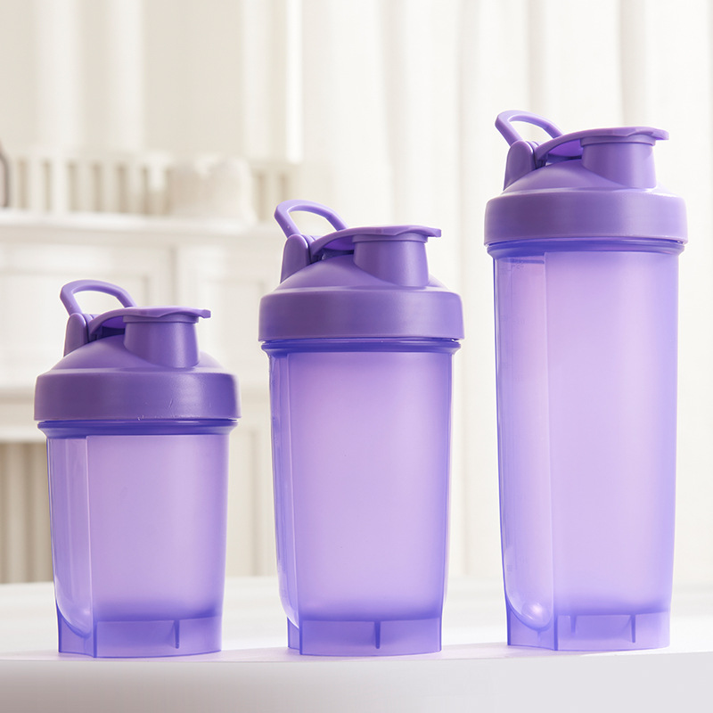 700ml de gran capacidad transfronteriza con taza de agitación portátil de acondicionamiento físico al aire libre taza de agua deportiva taza de agitación de proteínas en polvo