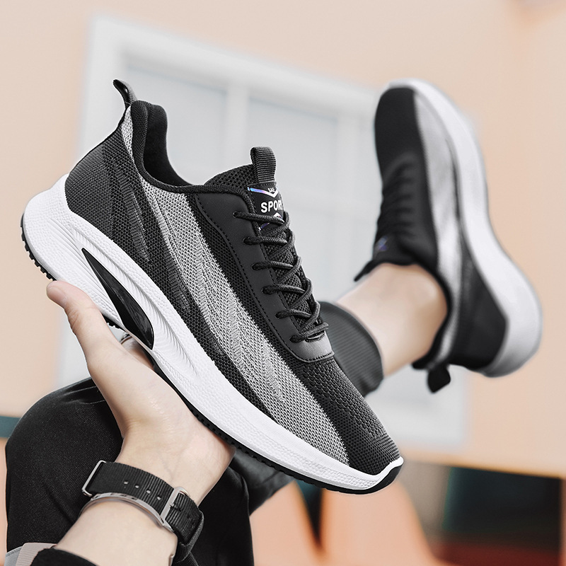 A generation of foreign trade new men's fly woven breathable casual shoes men's light running shoes cross-border sports shoes A generation of foreign trade new men's fly woven breathable casual shoes men's light running shoes cross-border sports shoes