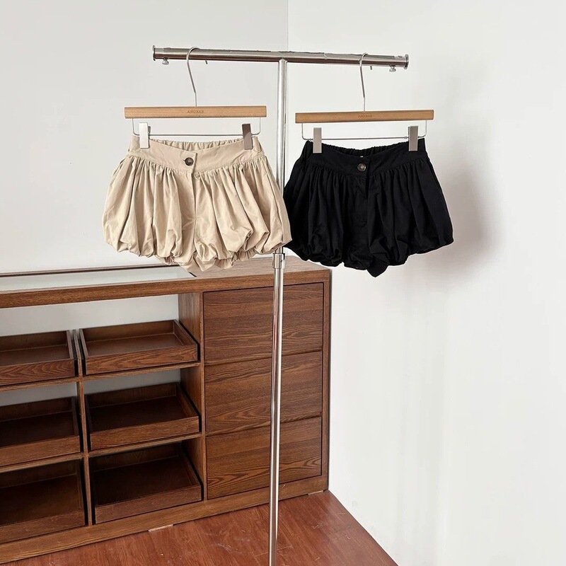 High-Waisted Floral Shorts for Women, Summer Slimming Puffy Skirt Pants, Wide-Leg Pants, Commuting Khaki A-Line Pants, Casual Hot Pants High-Waisted Floral Shorts for Women, Summer Slimming Puffy Skirt Pants, Wide-Leg Pants, Commuting Khaki A-Line Pants, Casual Hot Pants