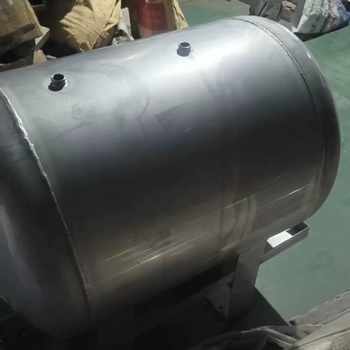 东莞不锈钢储气罐40L苏州真空罐40L 昆山40L卧式储气罐