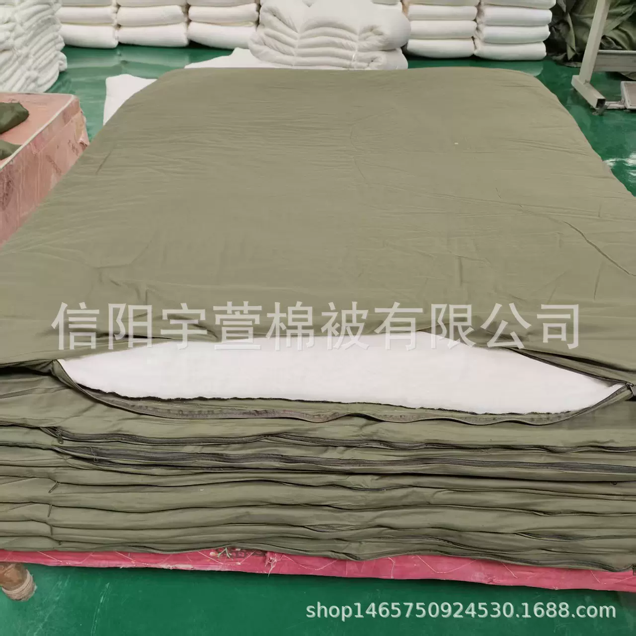 厂家批发军绿色有网应急救灾棉花被劳保单人宿舍棉被褥看守所被子