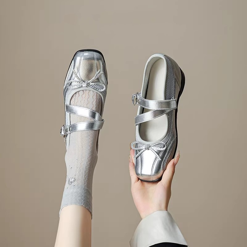 Mary Jane shoes made of sheepskin leather with hidden heel, increase height by 6 cm, Collection Year 2026, Chanel style