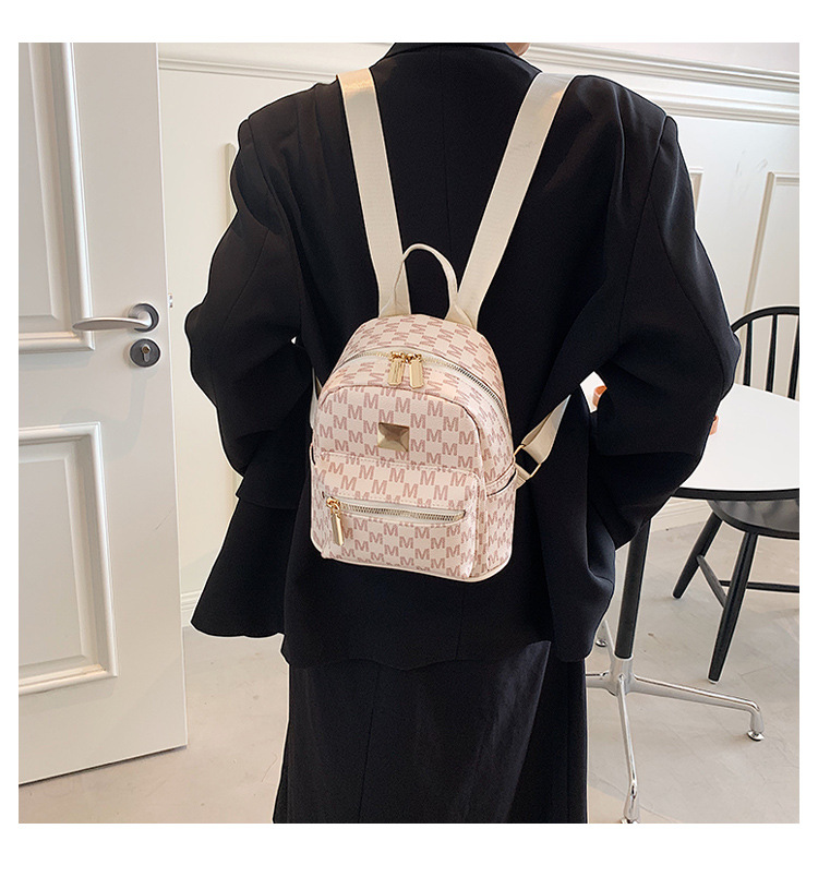 Fashion Minimalist Preppy Style Backpack Travel Simple Western Style Girl's Backpack 2021 New Summer Little Fresh Ins display picture 10