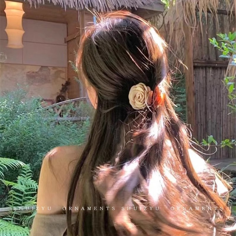 Camellia agarrando clip de flores para mujeres 2025 nuevo tocado de alta calidad de la cabeza detrás de la mitad de cabello de cabello de flores joyería de cabello